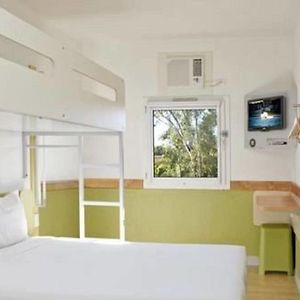 Standard Queen Room Single Bunk Bed